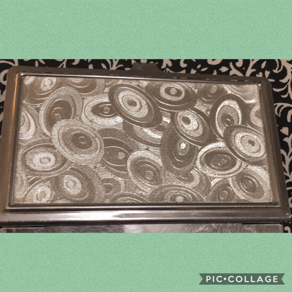 Silver Standard Business Card Holder Swirl - Picture 2 of 6